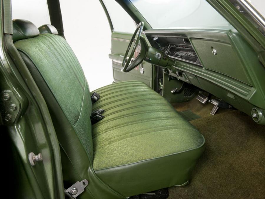  Chrysler Newport Sedan 1973 года  (фото 4 из 6)